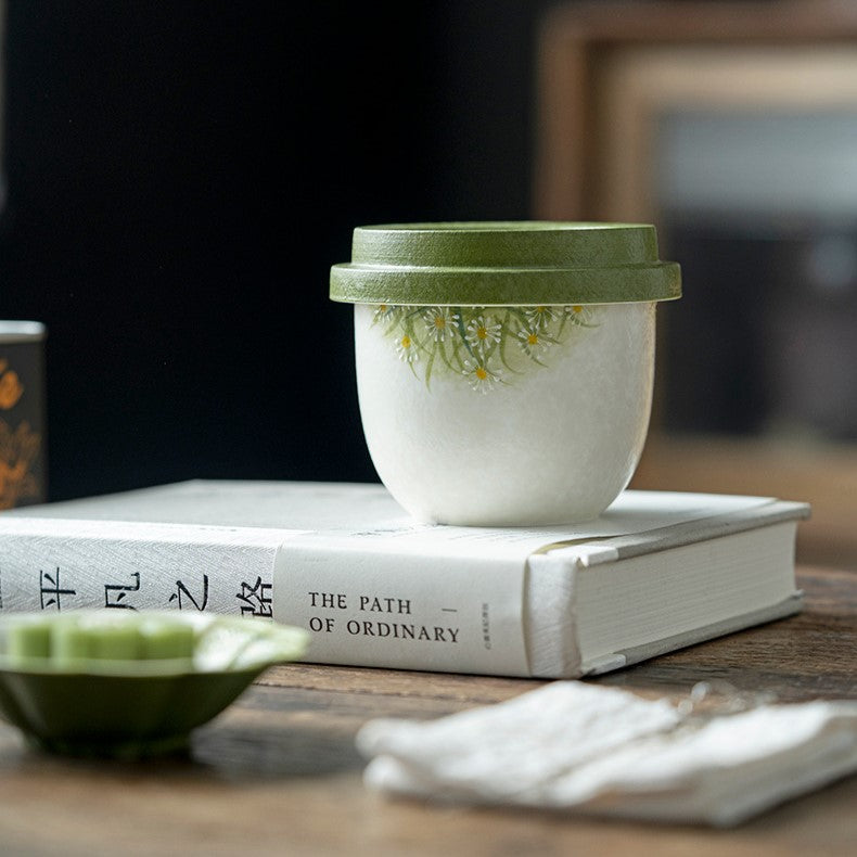 Hand-Painted Daisy Ceramic Coffee Cup with Lid