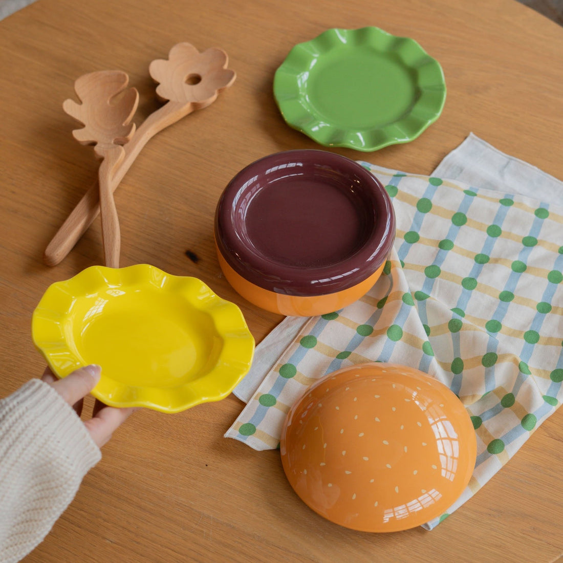 Hamburger Keramikgeschirr-Kollektion